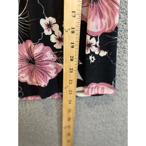 Susan Lawrence Womens Short Sleeve Black  Floral‎ Top Size L - Picture 7 of 7